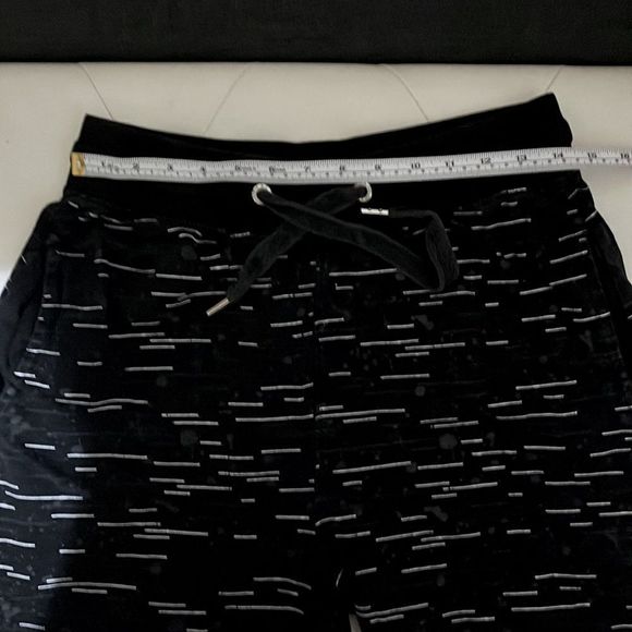 Men’s shorts - Picture 12 of 13